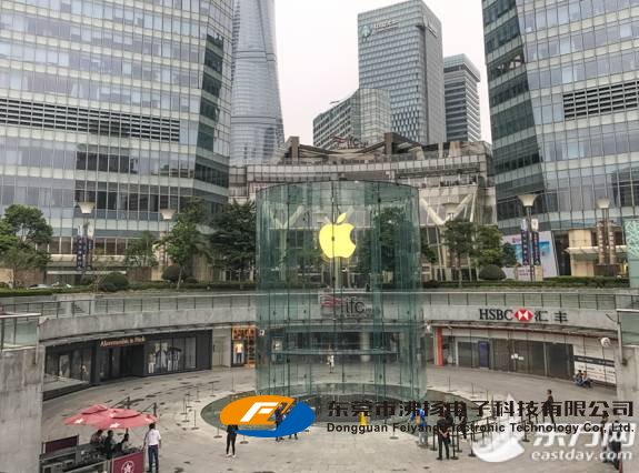 iPhone 8发售苹果店冷清，网友:这届果粉太不争气